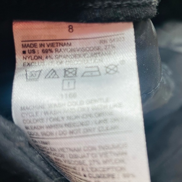 OLD Navy NWT Pixie Pants in Black with Gold Stripe Work Trousers Ankle Length - Picture 6 of 12